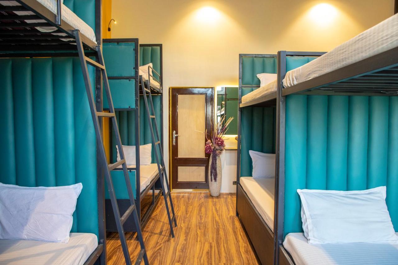 Empire Royale Hotel Bombay Extérieur photo