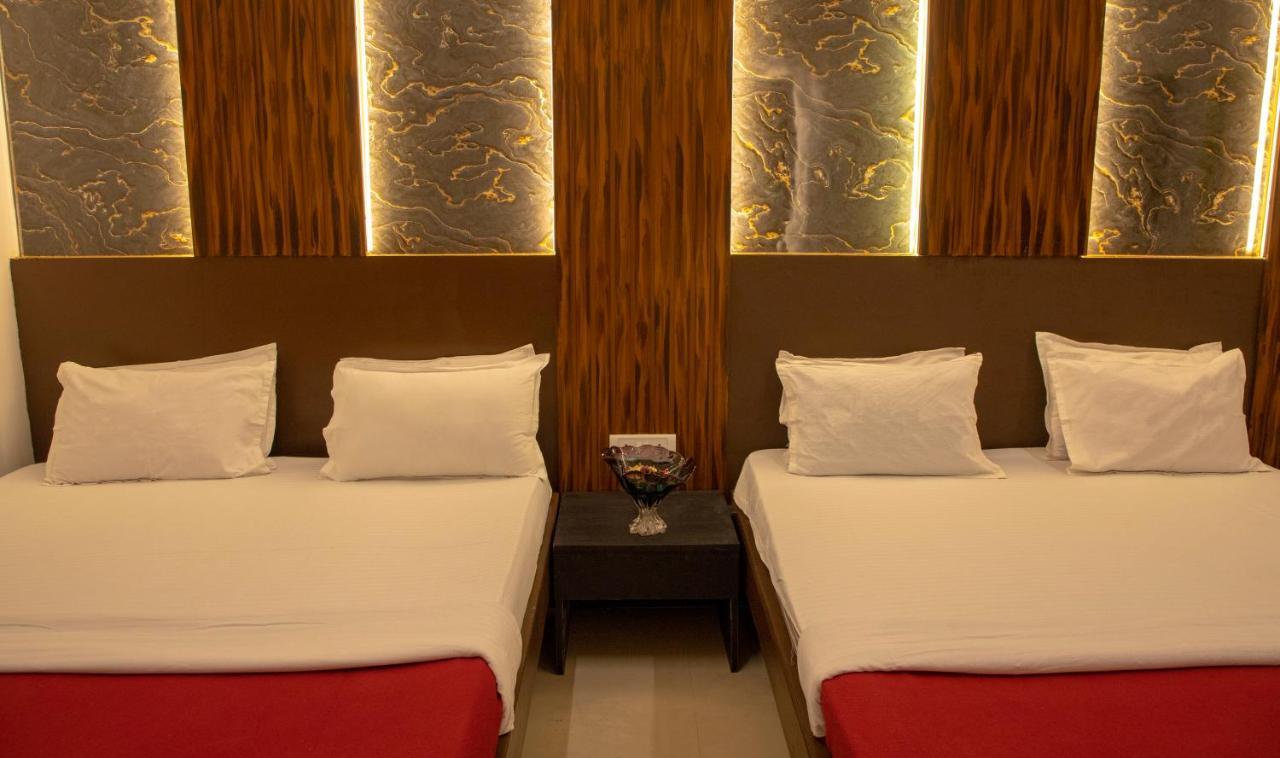 Empire Royale Hotel Bombay Extérieur photo